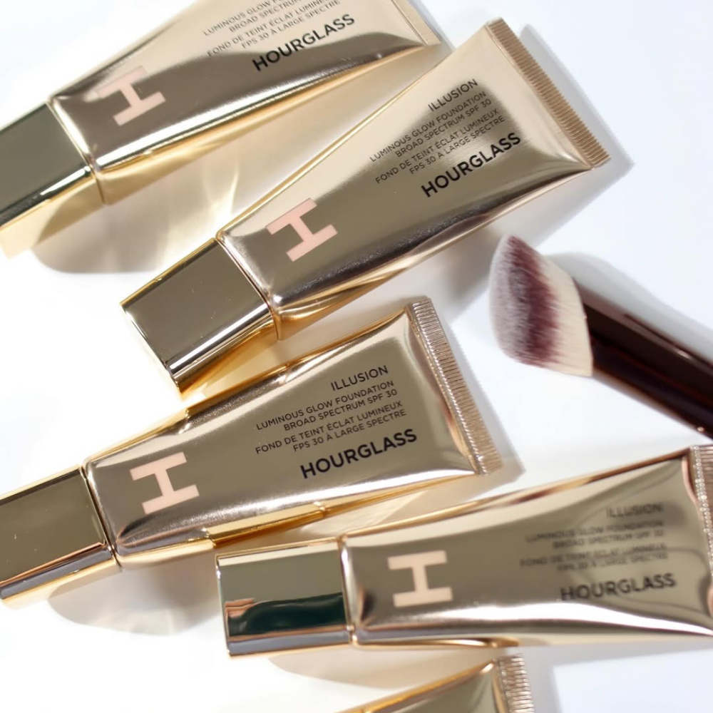 HOURGLASS Illusion Luminous Glow Foundation 35ml #shade 2,HOURGLASS Illusion Luminous Glow Foundation 35ml #shade 2 ราคา , HOURGLASS Illusion Luminous Glow Foundation 35ml #shade 2 รีวิว